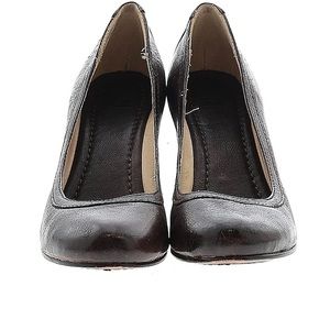 FRYE leather pump gently used size 7 1/2 no box
